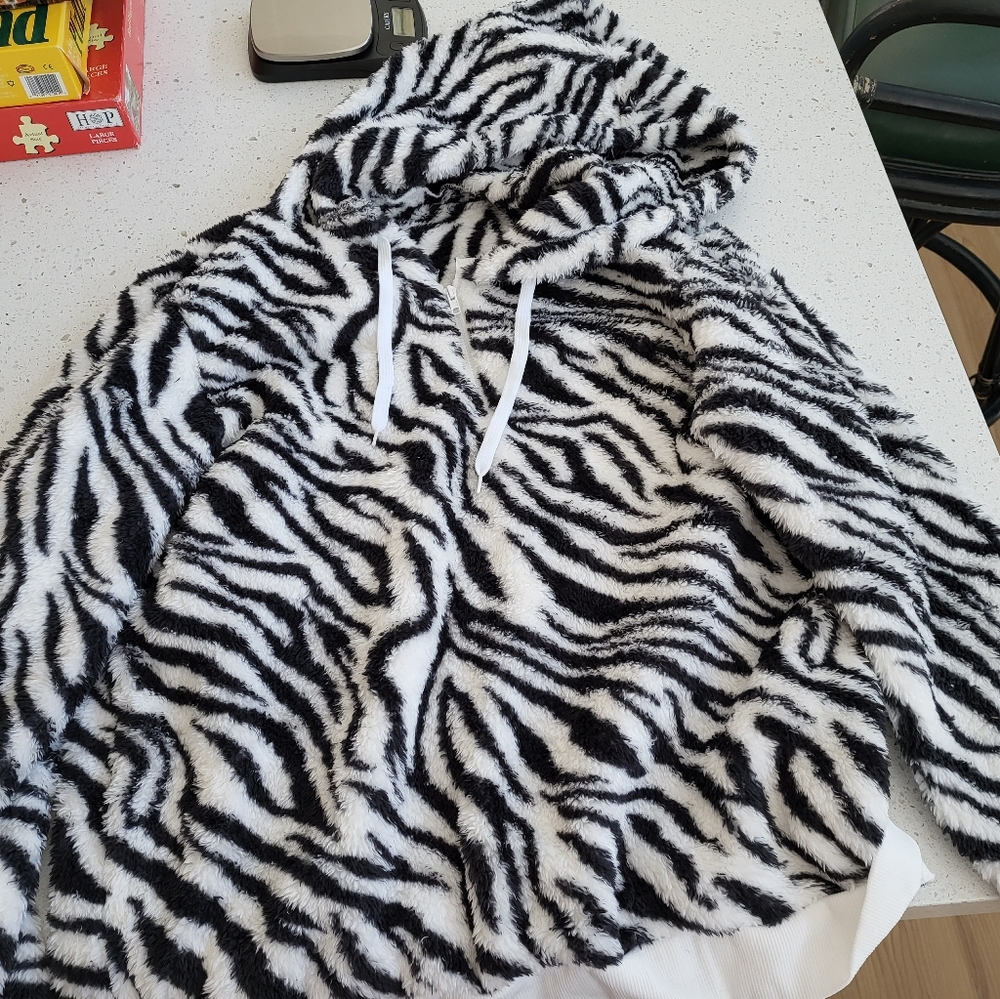 Zebra hoodie